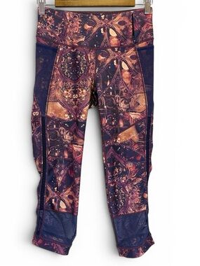 Calia by Carrie Underwood Women’s Purple Cropped Leggings Mandala Print Size S